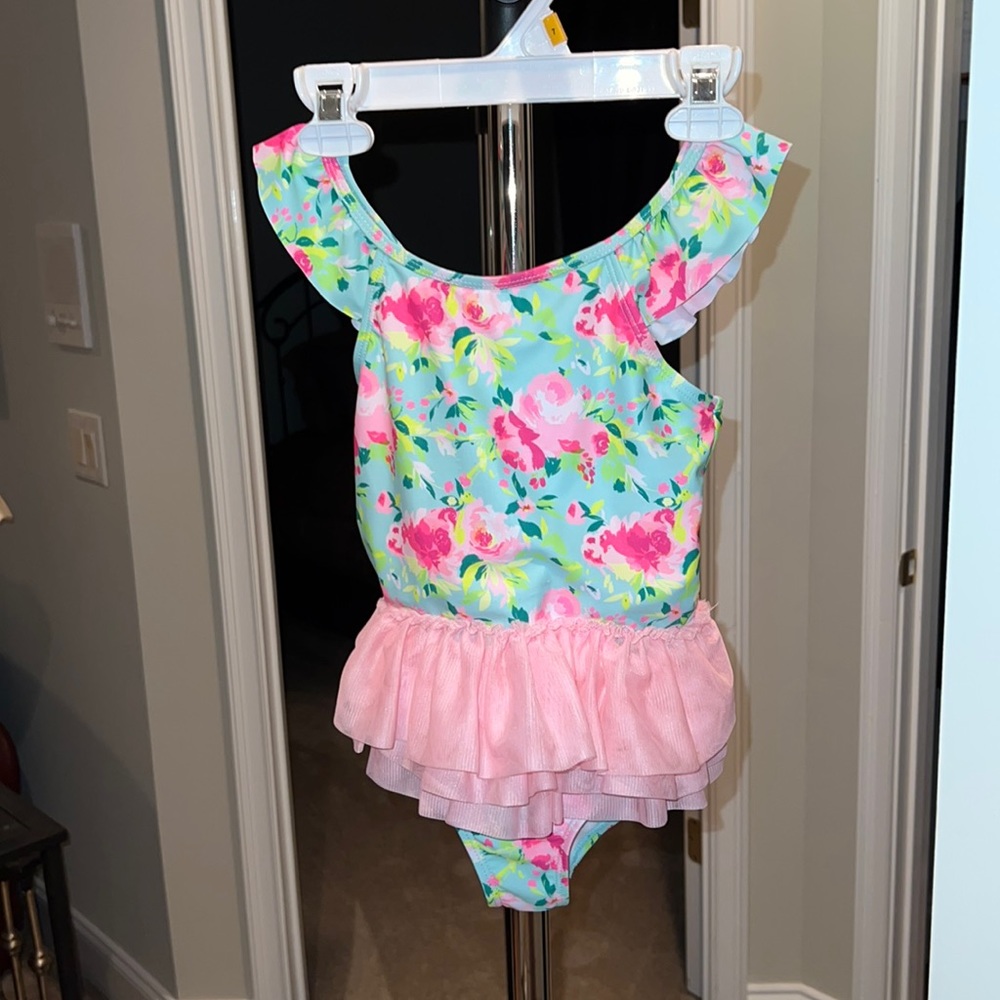Little girls swimsuit